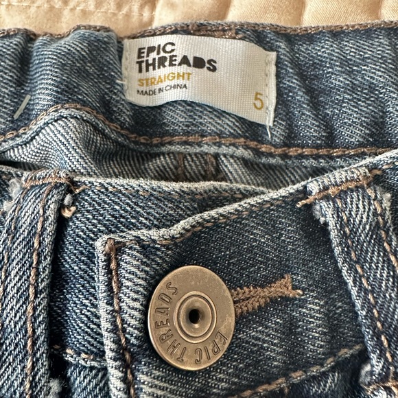 Epic threads jeans size 5 (like new) - Picture 2 of 3